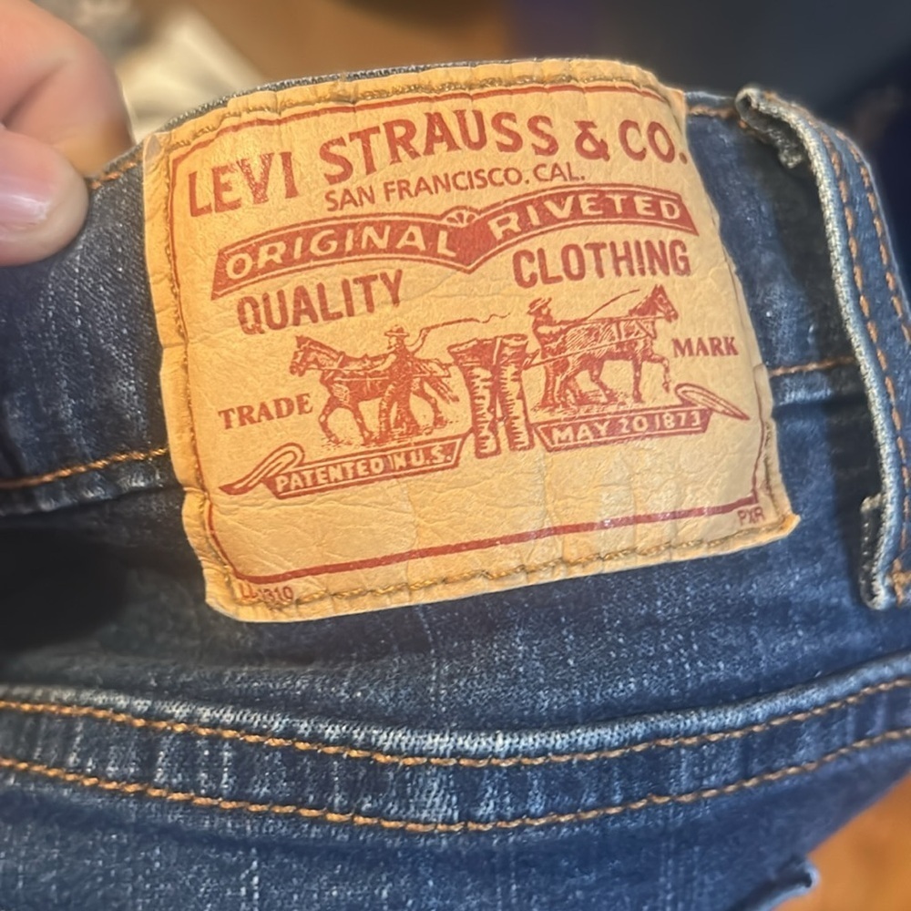 Levi's 512 Perfectly Slimming Women Straight sz 10P M - Picture 7 of 8